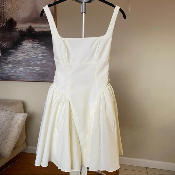 HOUSE OF CB 'Florianne' Ivory Bow Mini Dress NWOT size M - Picture 4 of 14